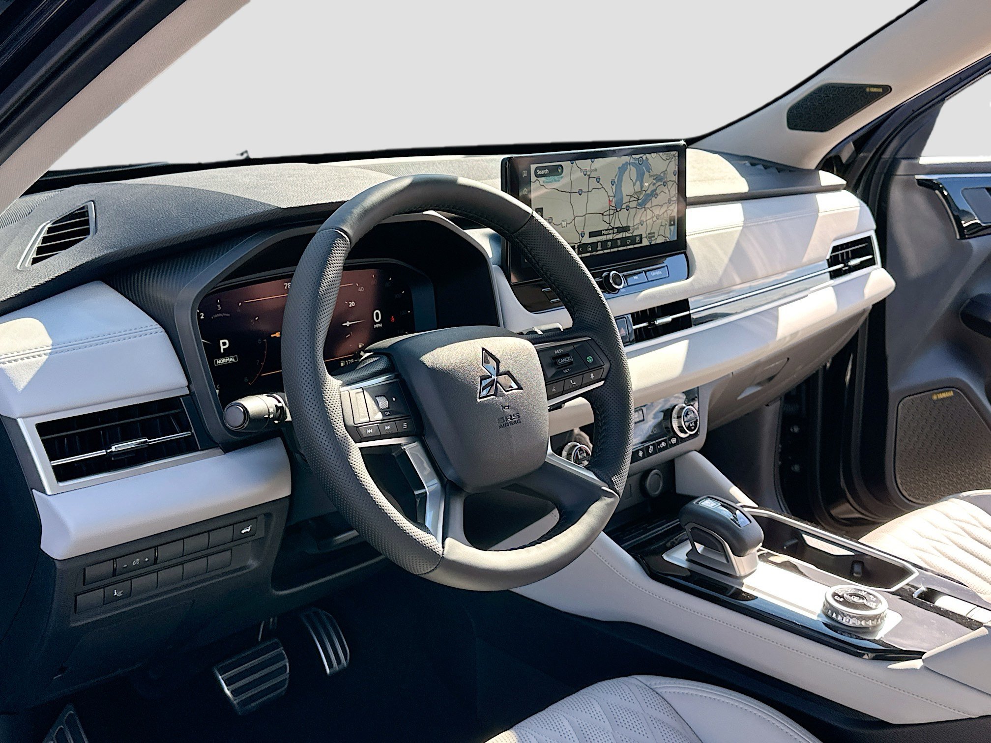 New 2025 Mitsubishi Outlander AWD image 4