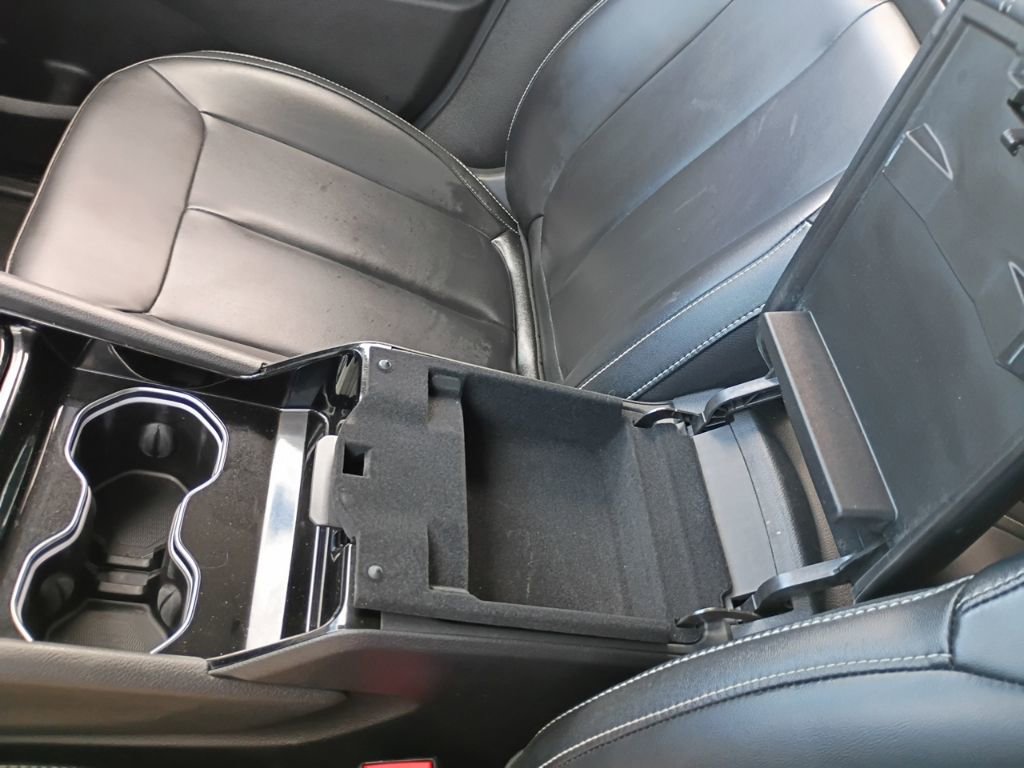 Used 2023 Jeep Grand Cherokee Limited image 19