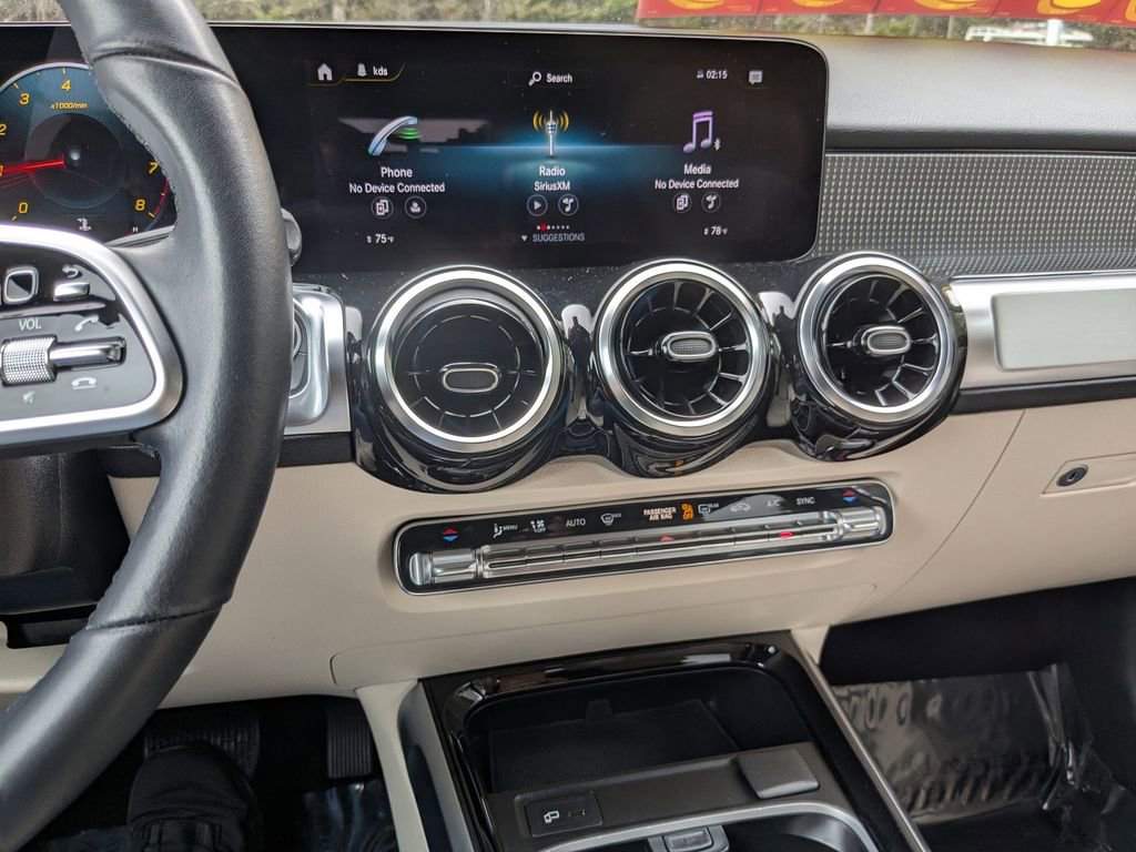 Used 2023 Mercedes-Benz GLB 250 image 19