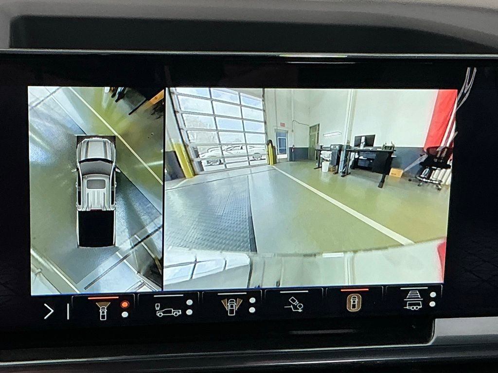 Used 2026 GMC Sierra 1500 SLT w/ SLT Premium Plus Package image 28