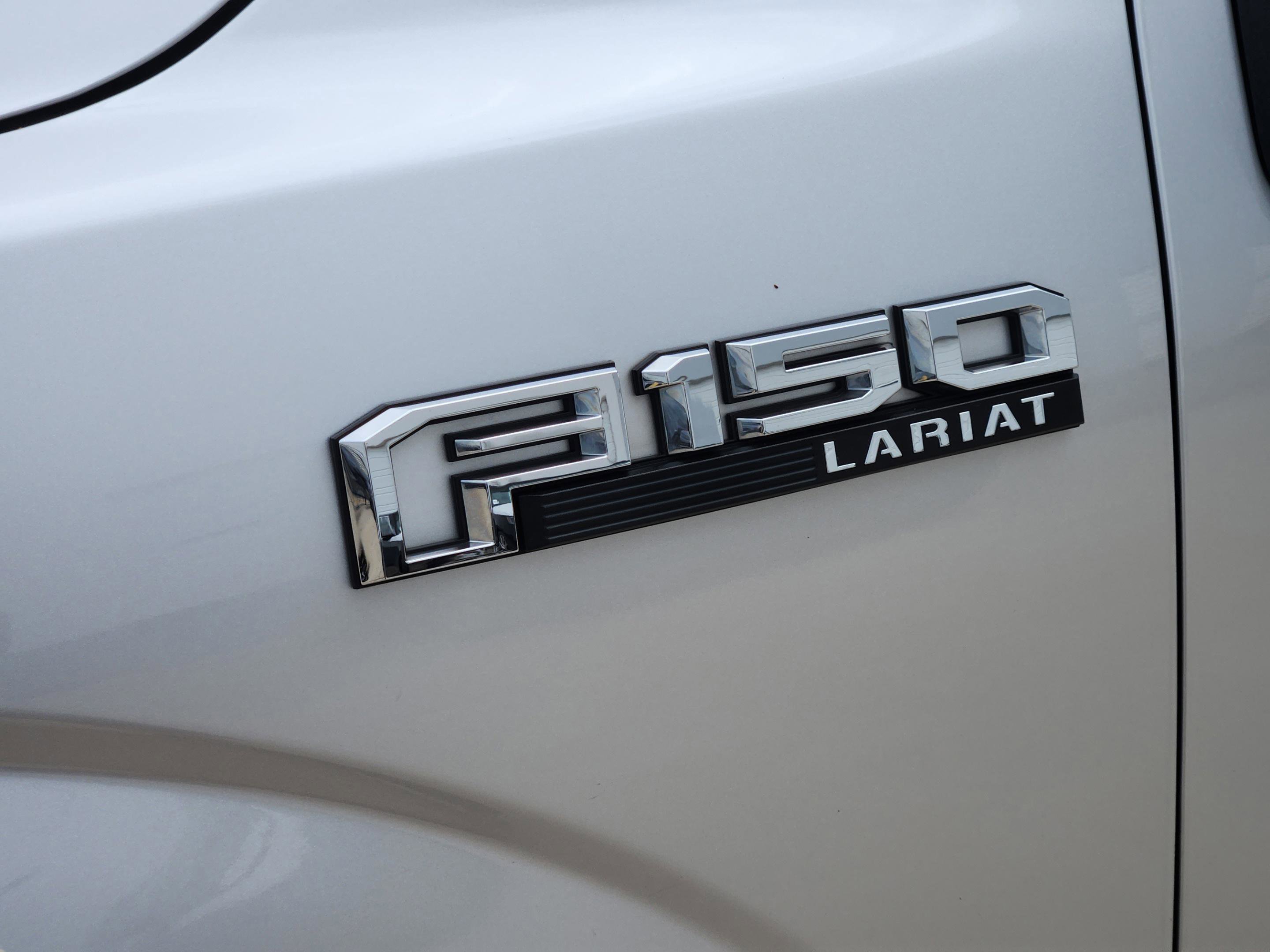 Used 2016 Ford F150 Lariat w/ Equipment Group 502A Luxury AWD/4WD image 38