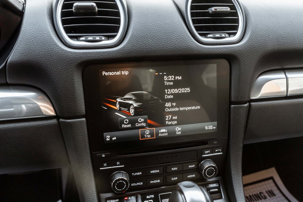 Used 2018 Porsche 718 Cayman image 10