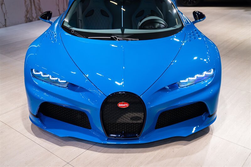 Used 2022 Bugatti Chiron Super Sport AWD/4WD image 7
