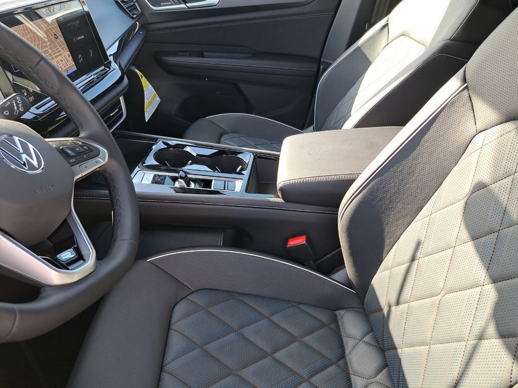 New 2026 Volkswagen Atlas Cross Sport SEL Premium R-Line image 16