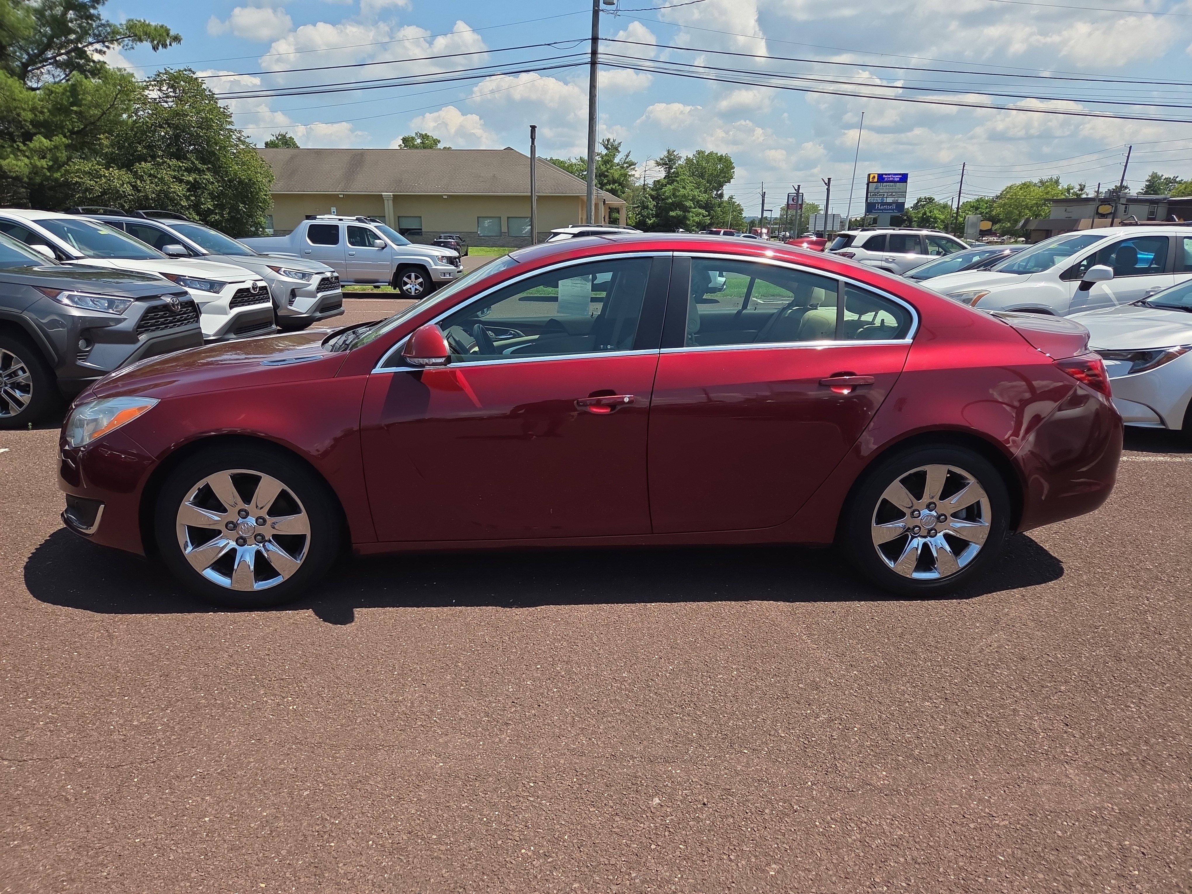 Used 2016 Buick Regal image 6
