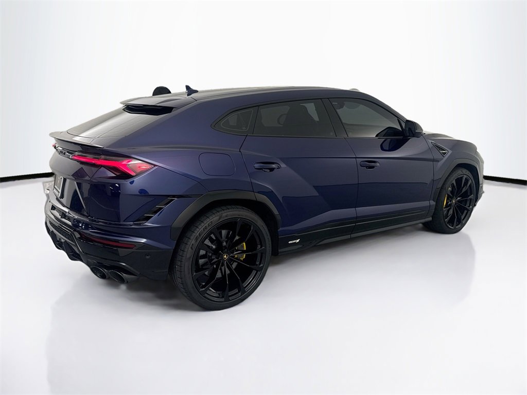 Used 2023 Lamborghini Urus S image 5