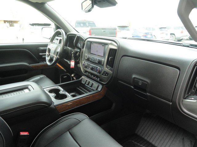Used 2018 Chevrolet Silverado 1500 High Country AWD/4WD image 24