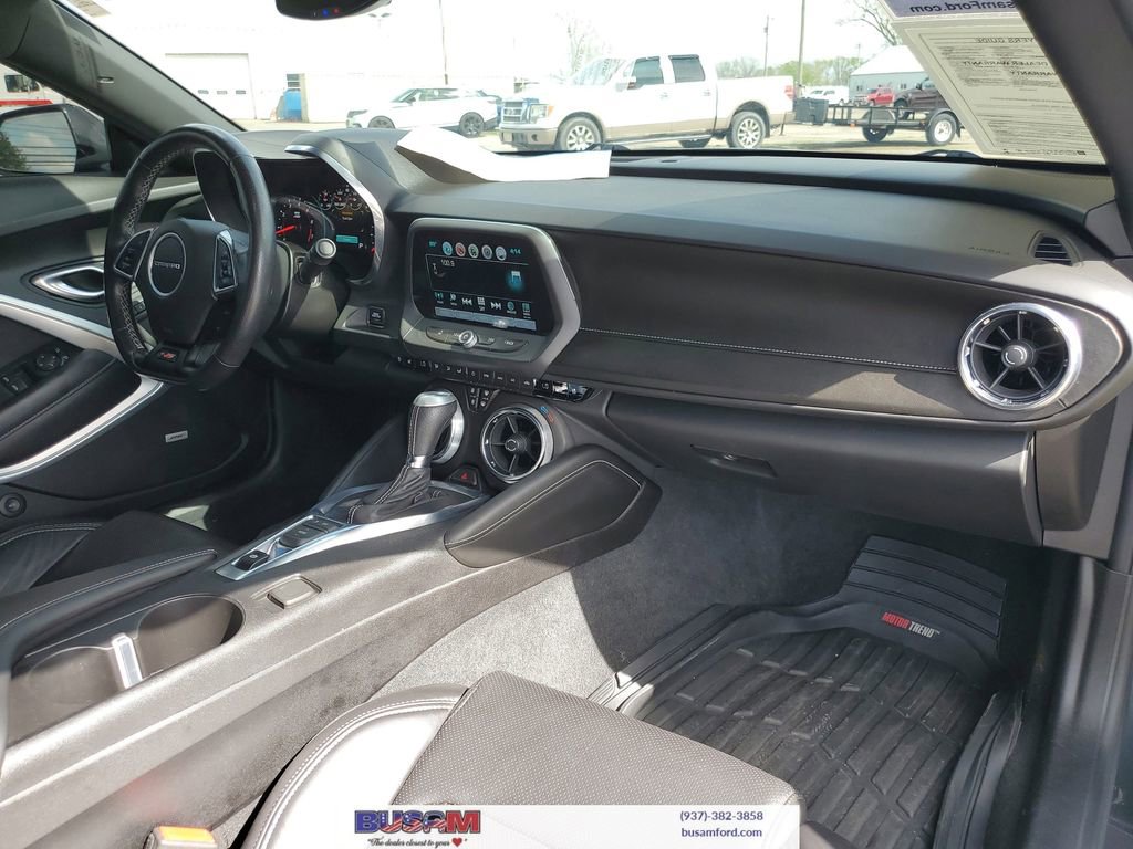 Used 2018 Chevrolet Camaro SS RWD image 26
