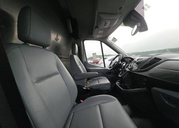 Used 2019 Ford Transit 250 148 Medium Roof RWD image 8
