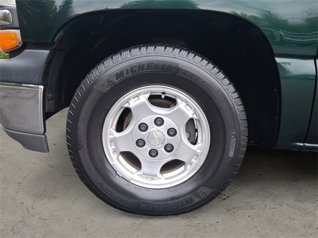 Used 2002 Chevrolet Silverado 1500 LS w/ Electrical Convenience Pkg image 14