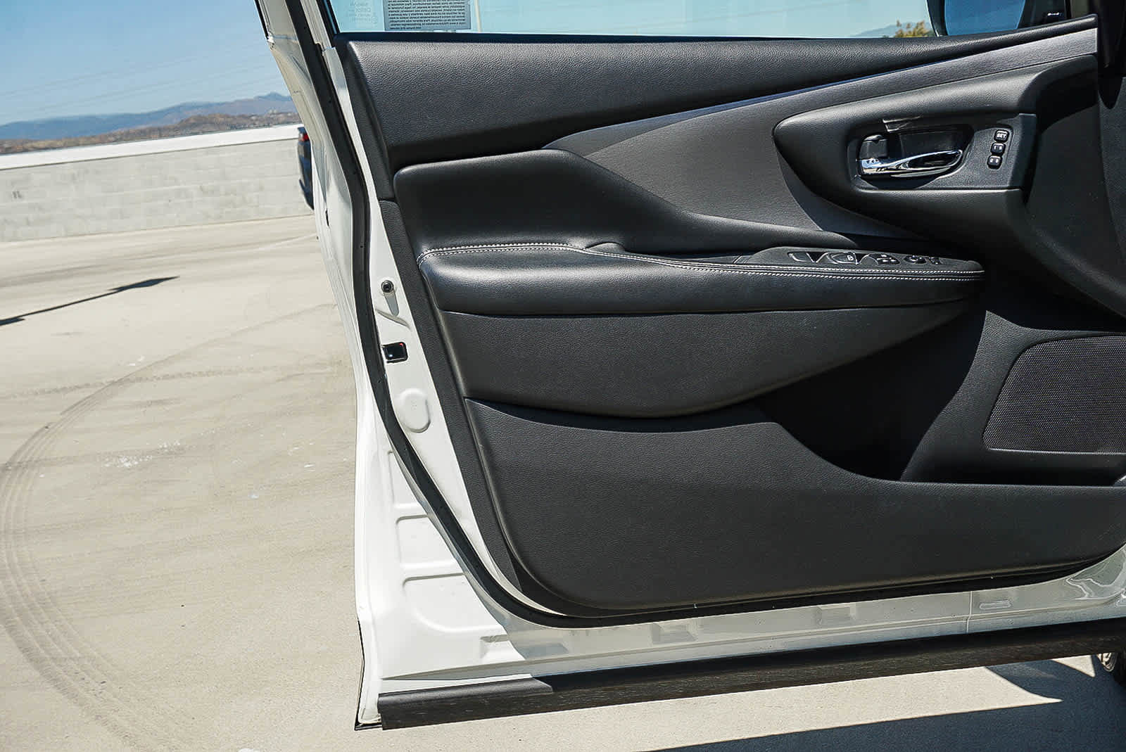 Used 2021 Nissan Murano SL FWD image 30