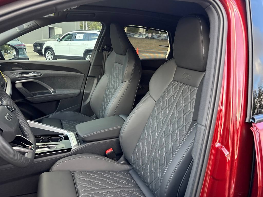New 2026 Audi SQ5 Prestige AWD/4WD image 13