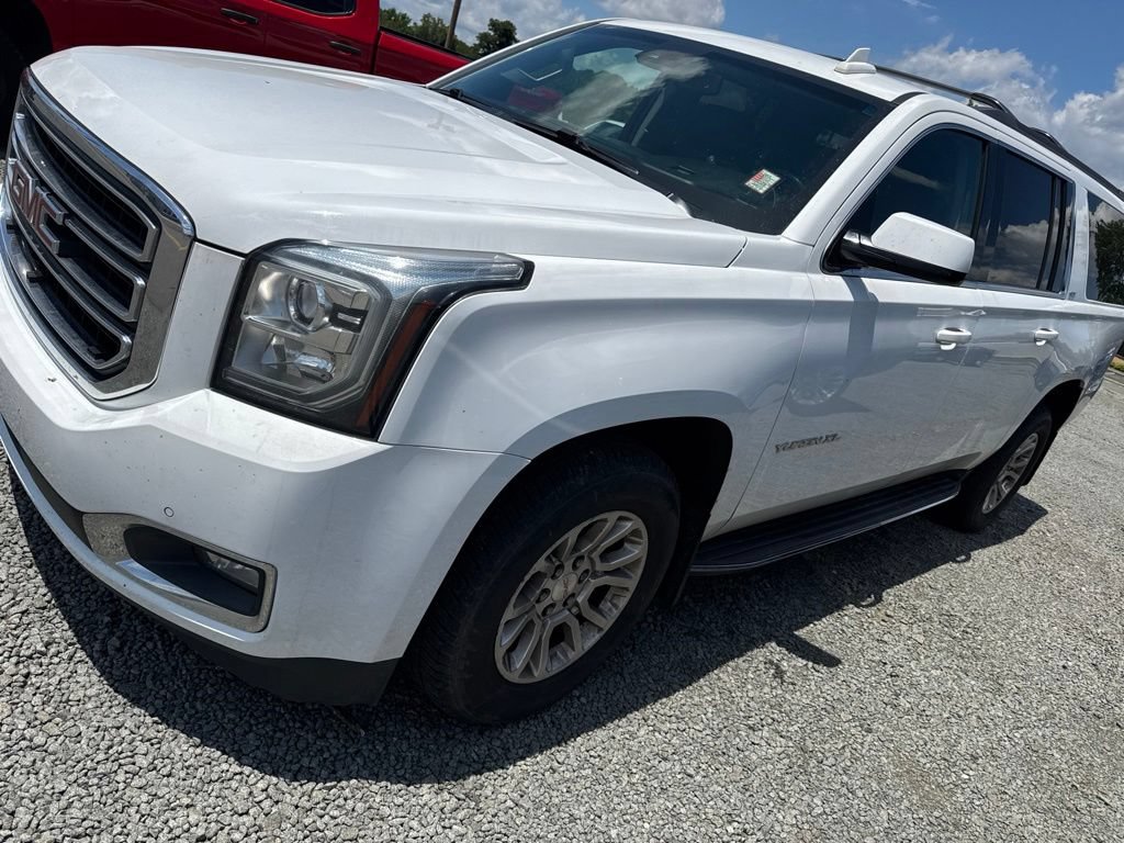 Used 2017 GMC Yukon XL SLT AWD/4WD image 1