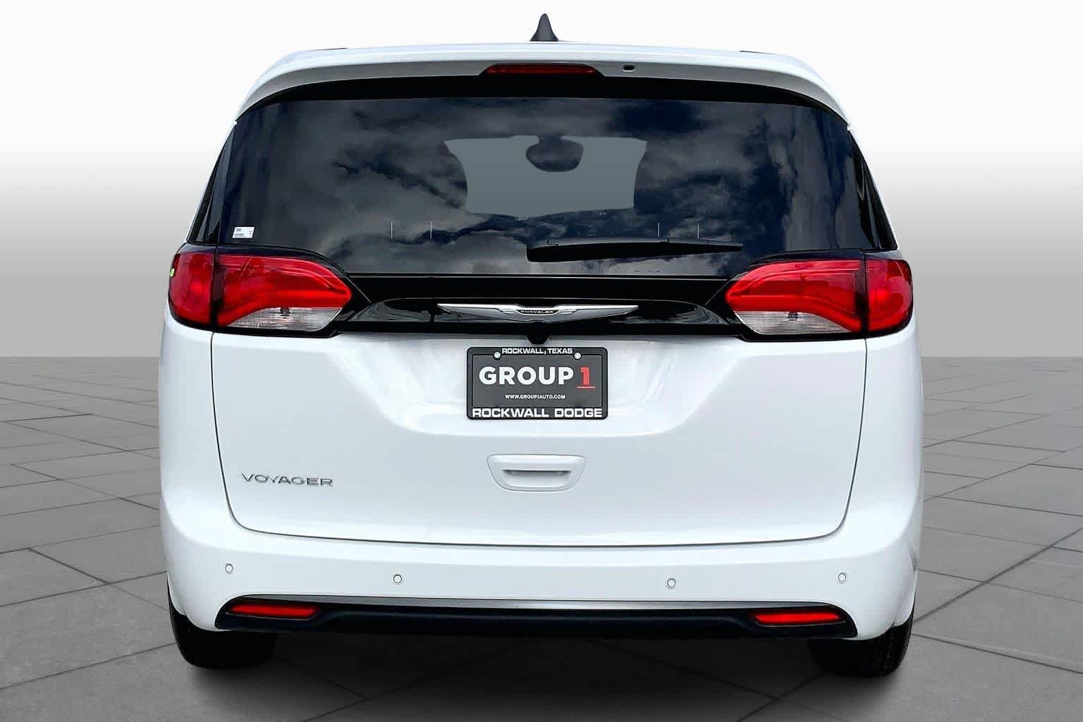 New 2026 Chrysler Voyager LX FWD image 4