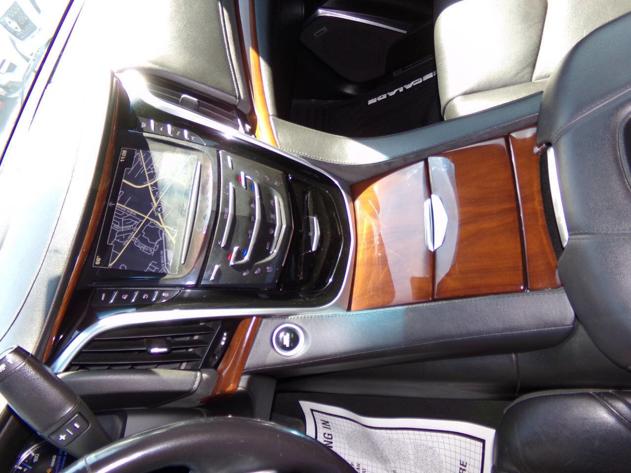 Used 2019 Cadillac Escalade Luxury image 67