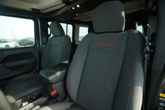 New 2026 Jeep Wrangler Unlimited Rubicon AWD/4WD image 32