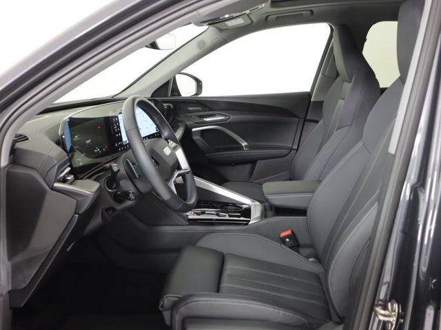 Used 2025 Audi Q5 Premium Plus AWD/4WD image 12