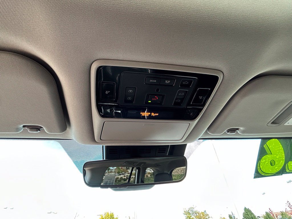 Used 2026 Toyota Grand Highlander AWD Hybrid image 18