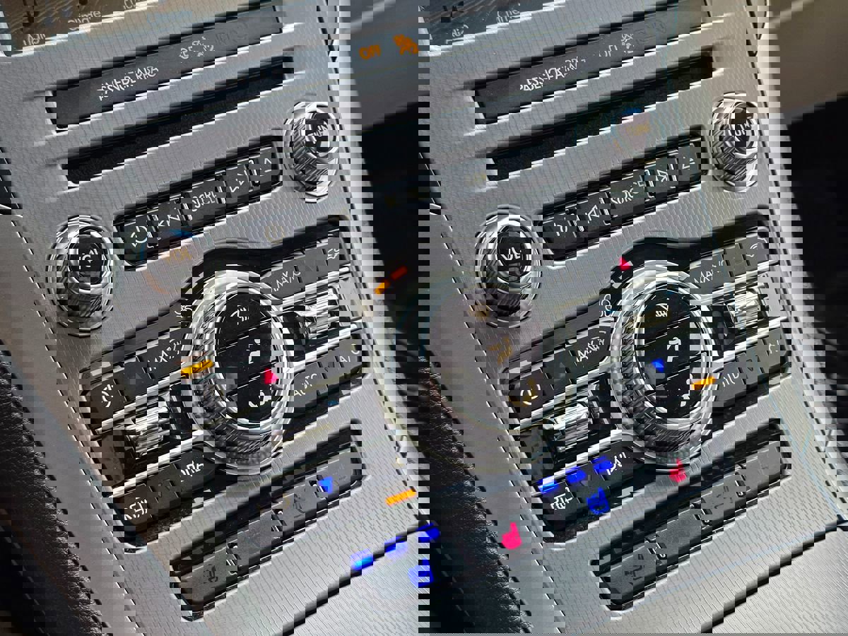 Used 2017 Lincoln MKZ Reserve image 37