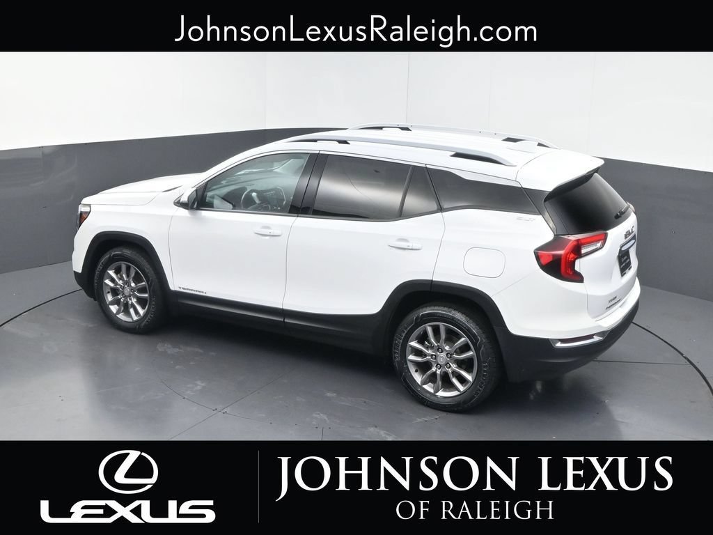 Used 2022 GMC Terrain SLT w/ Infotainment Package II FWD image 26