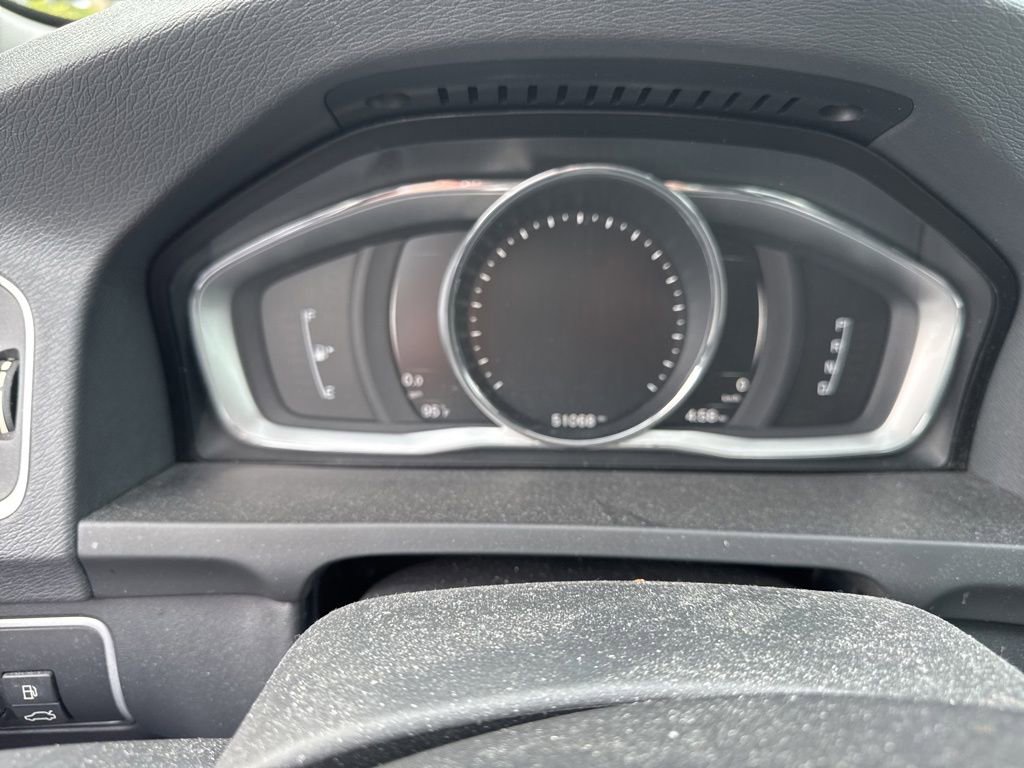 Used 2017 Volvo S60 T5 Inscription w/ Convenience Package AWD/4WD image 18
