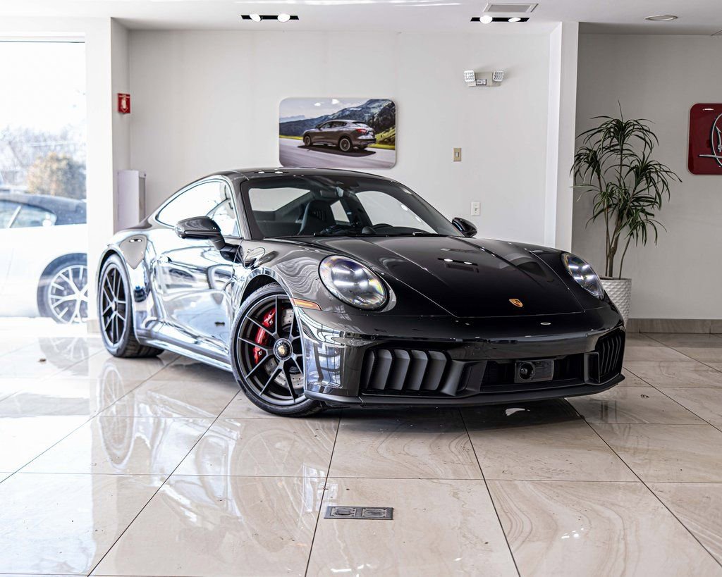 Used 2026 Porsche 911 Carrera 4 GTS w/ Premium Package image 6
