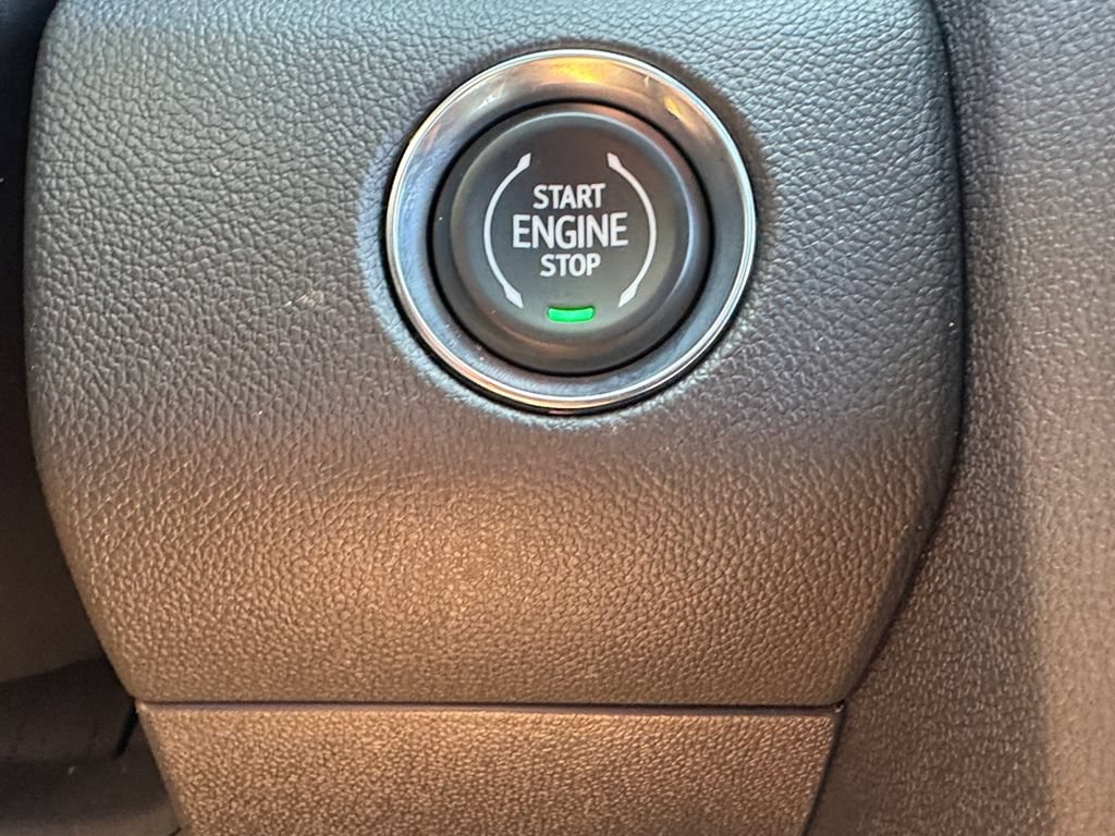 New 2026 GMC Acadia AT4 w/ Luxury Package AWD/4WD image 34