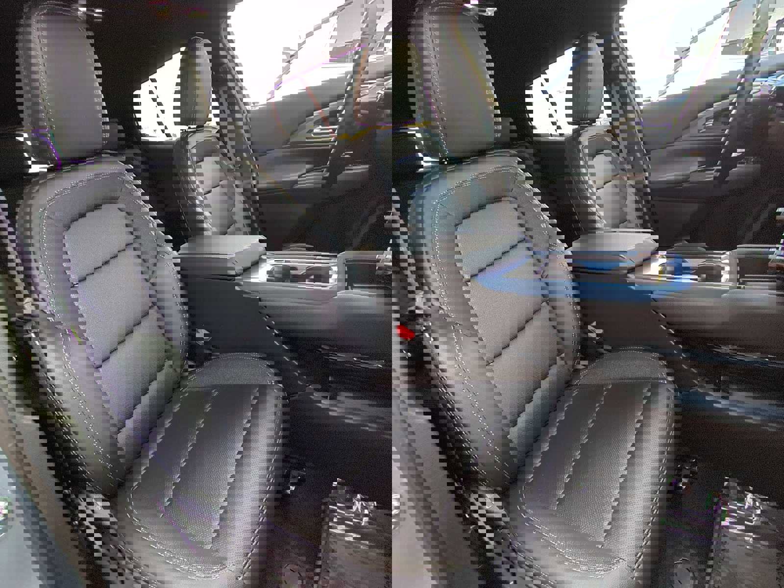 Used 2025 Chevrolet Equinox EV LT w/ Convenience Package image 27