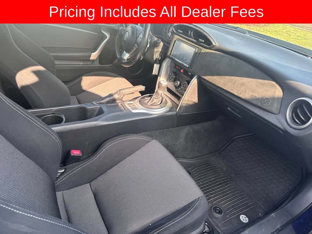 Used 2019 Toyota 86 RWD image 12