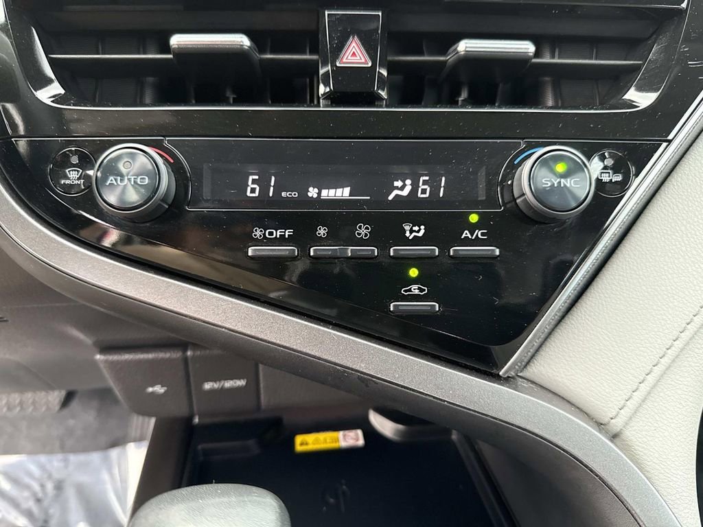Used 2024 Toyota Camry XSE image 30