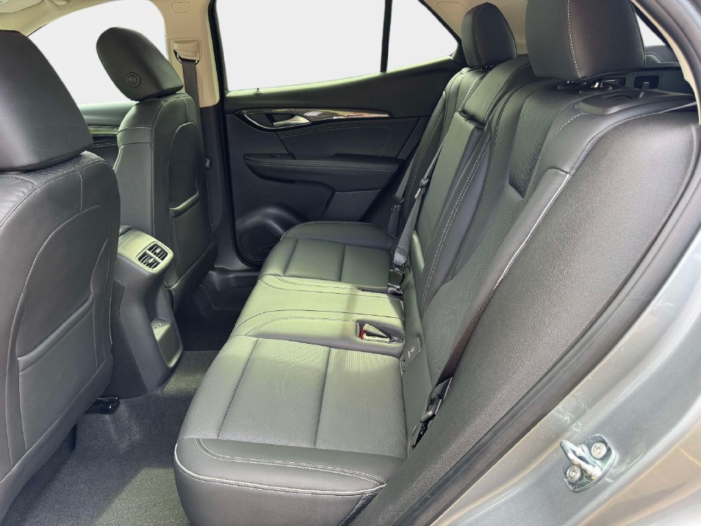 Used 2023 Buick Envision Essence AWD/4WD image 13
