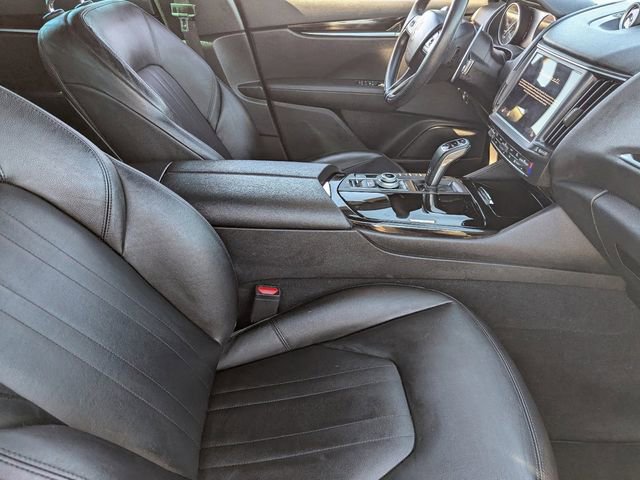 Used 2023 Maserati Levante Modena image 11