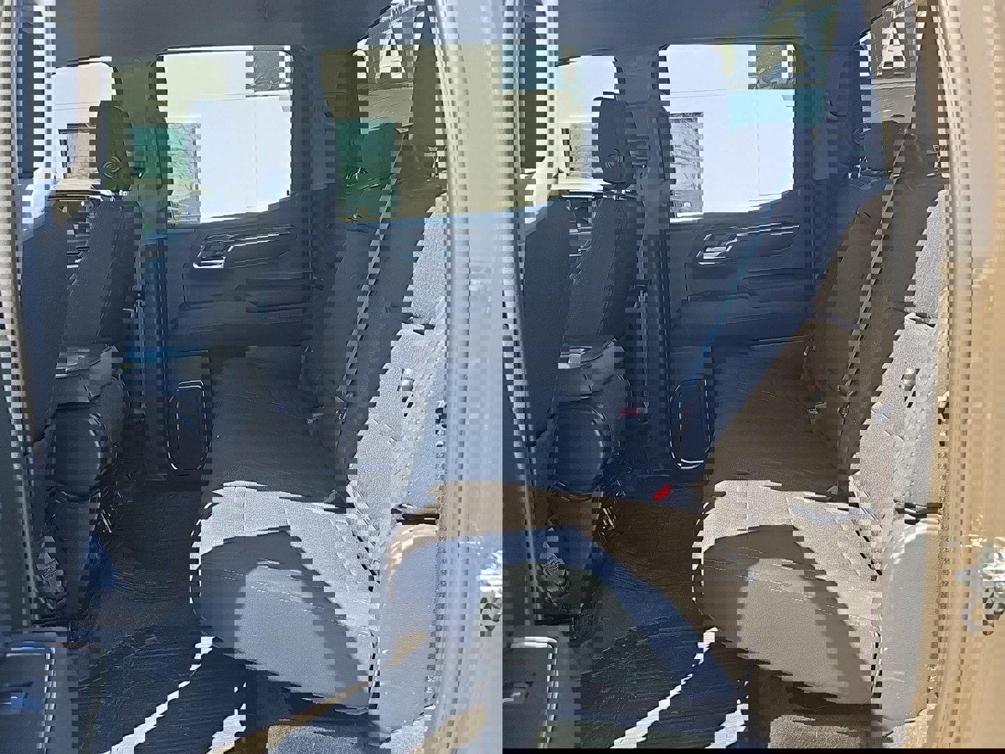 Used 2023 GMC Sierra 1500 Elevation image 18