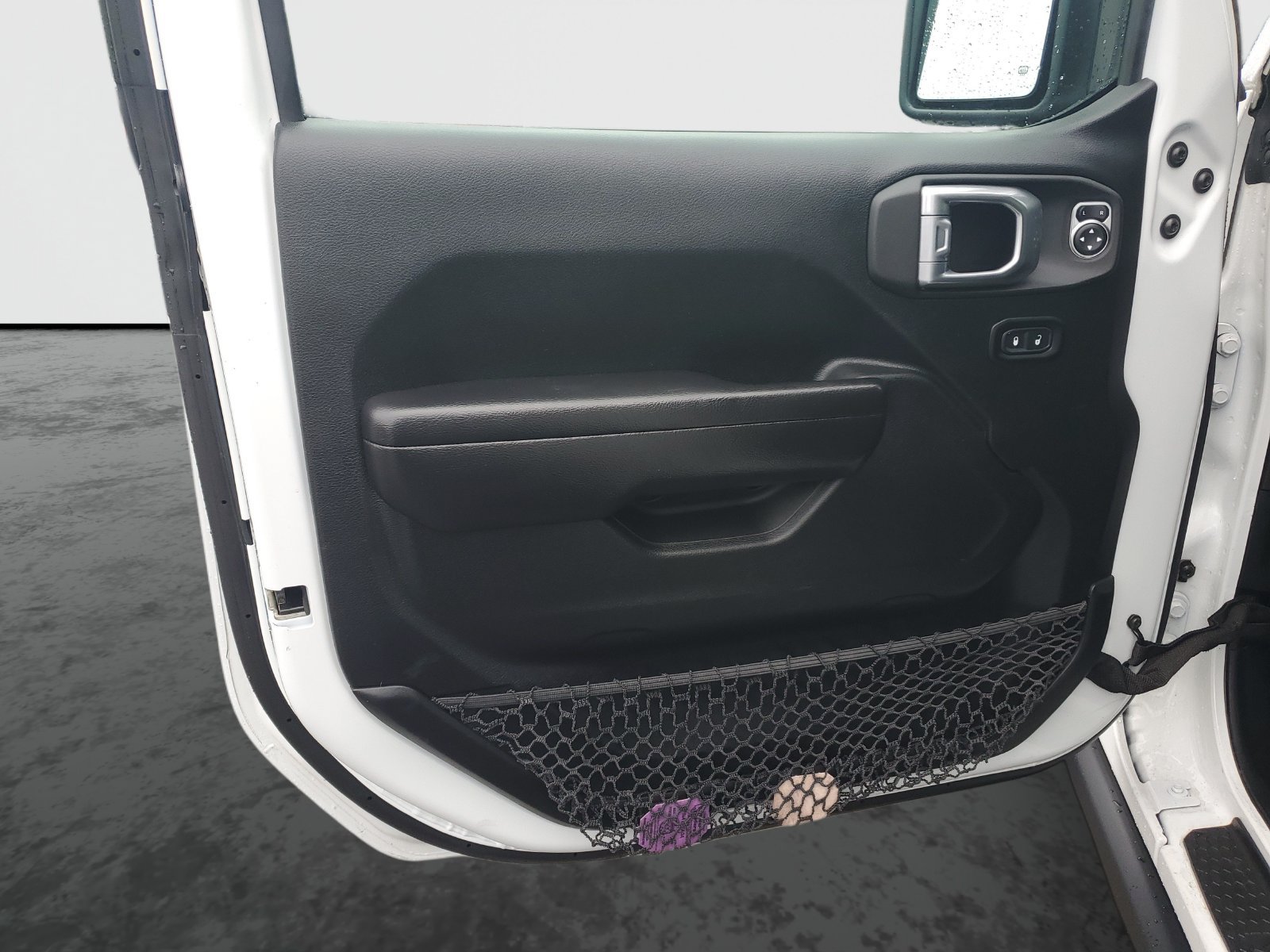Used 2021 Jeep Wrangler Rubicon AWD/4WD image 18