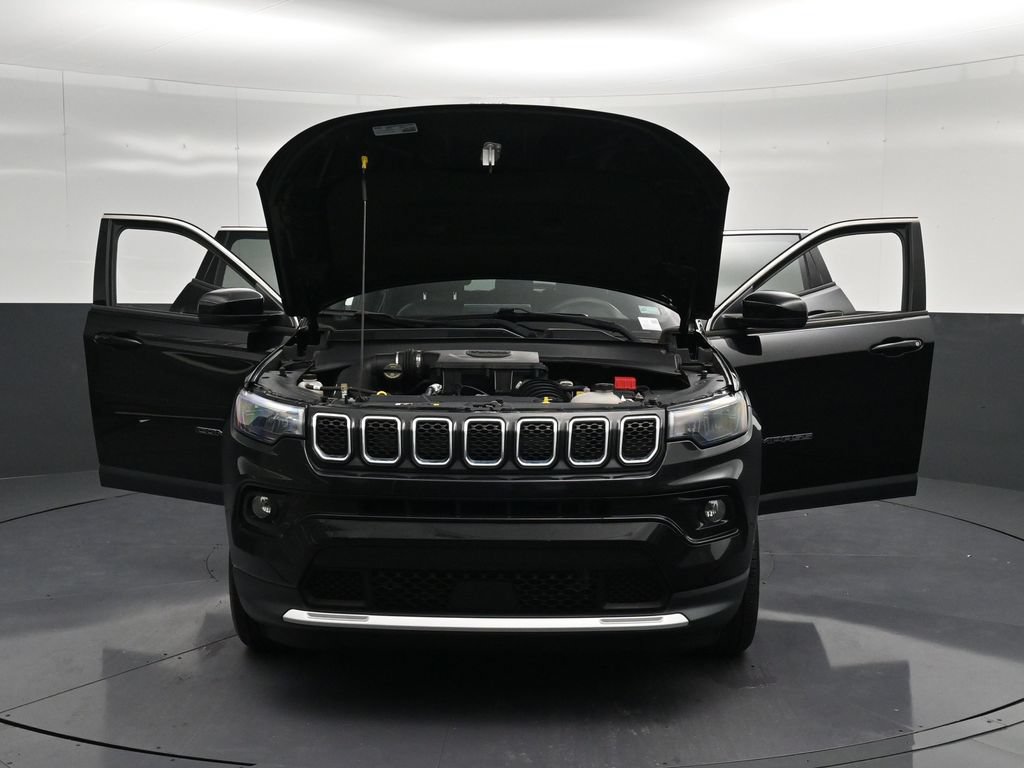Used 2023 Jeep Compass Limited AWD/4WD image 34