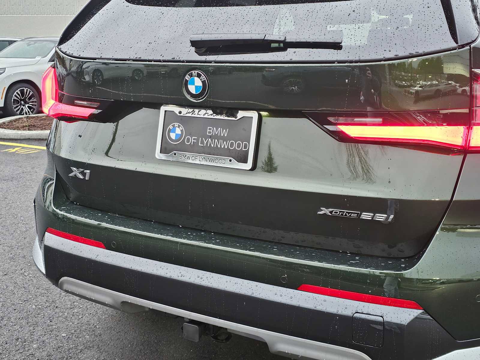 Used 2025 BMW X1 xDrive28i w/ Convenience Package image 19