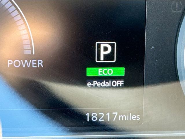 Used 2023 Nissan Leaf SV Plus image 11