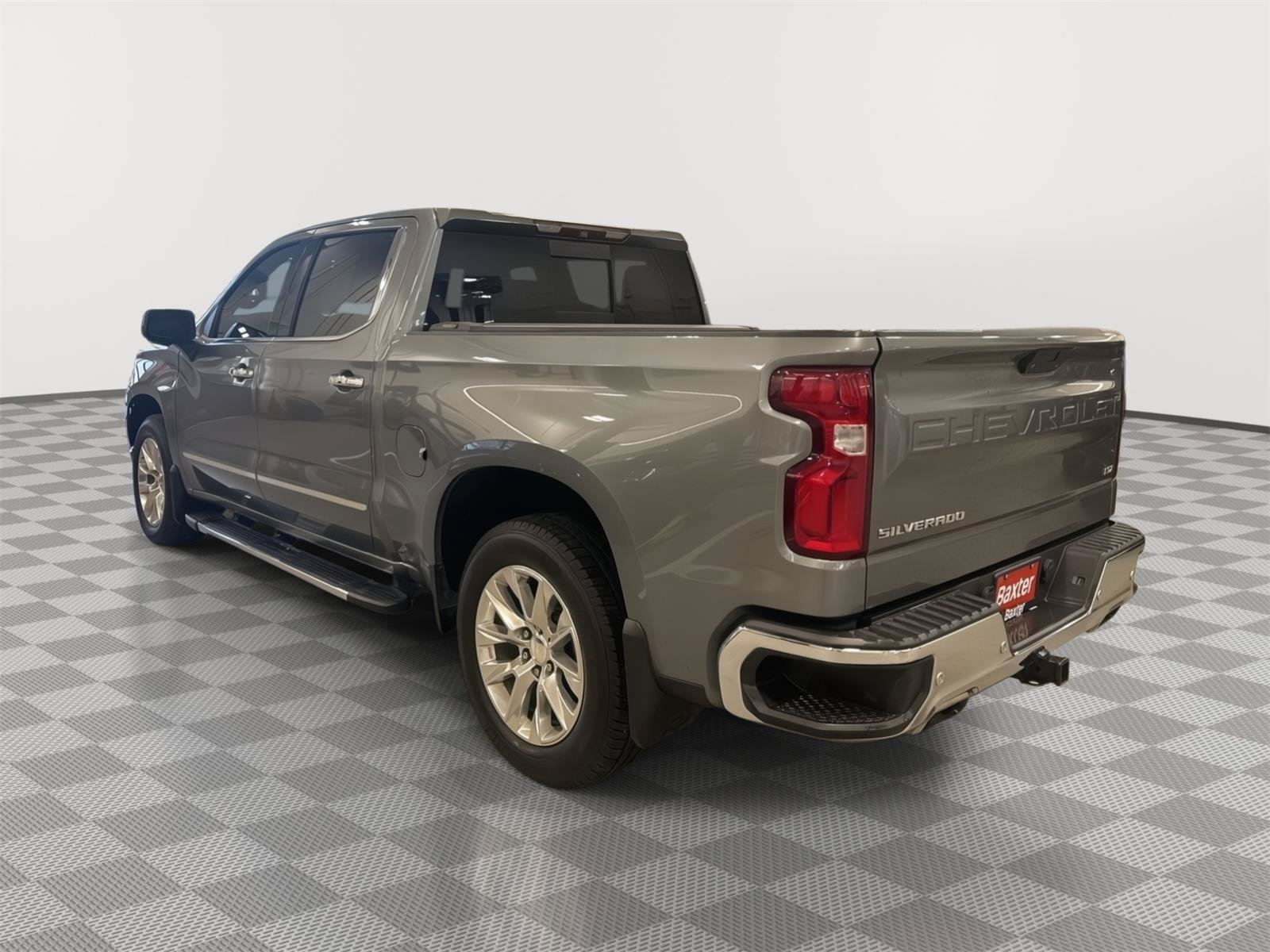Used 2019 Chevrolet Silverado 1500 LTZ w/ LTZ Premium Package AWD/4WD image 18