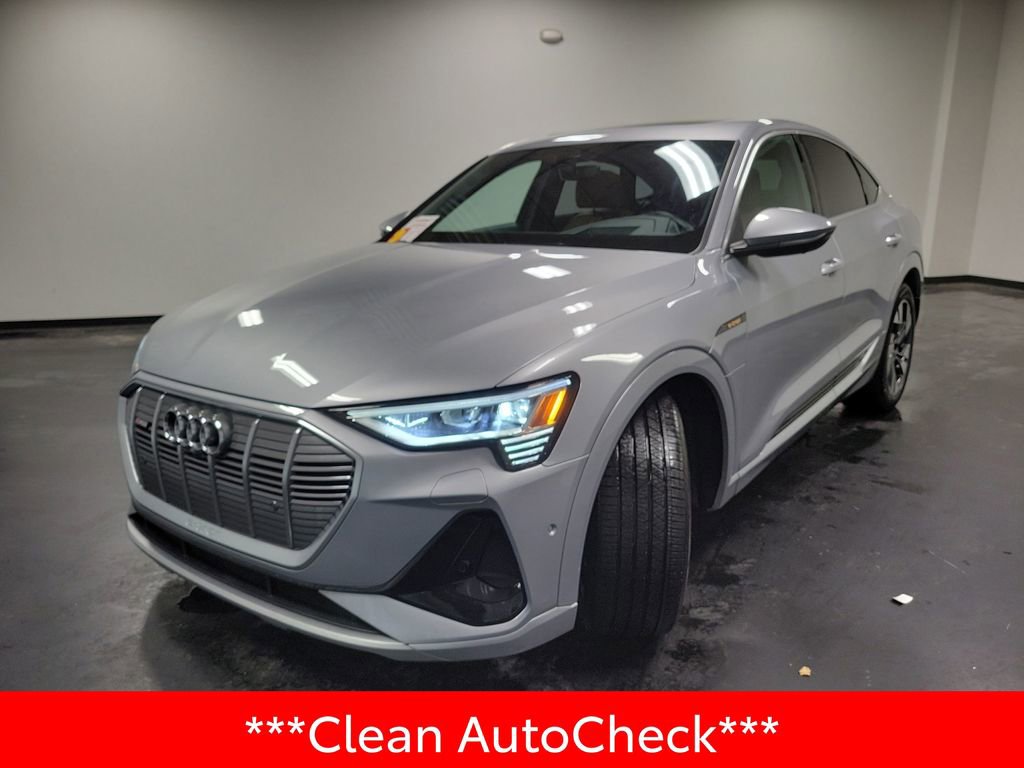 Used 2022 Audi e-tron Prestige w/ Prestige Package image 4