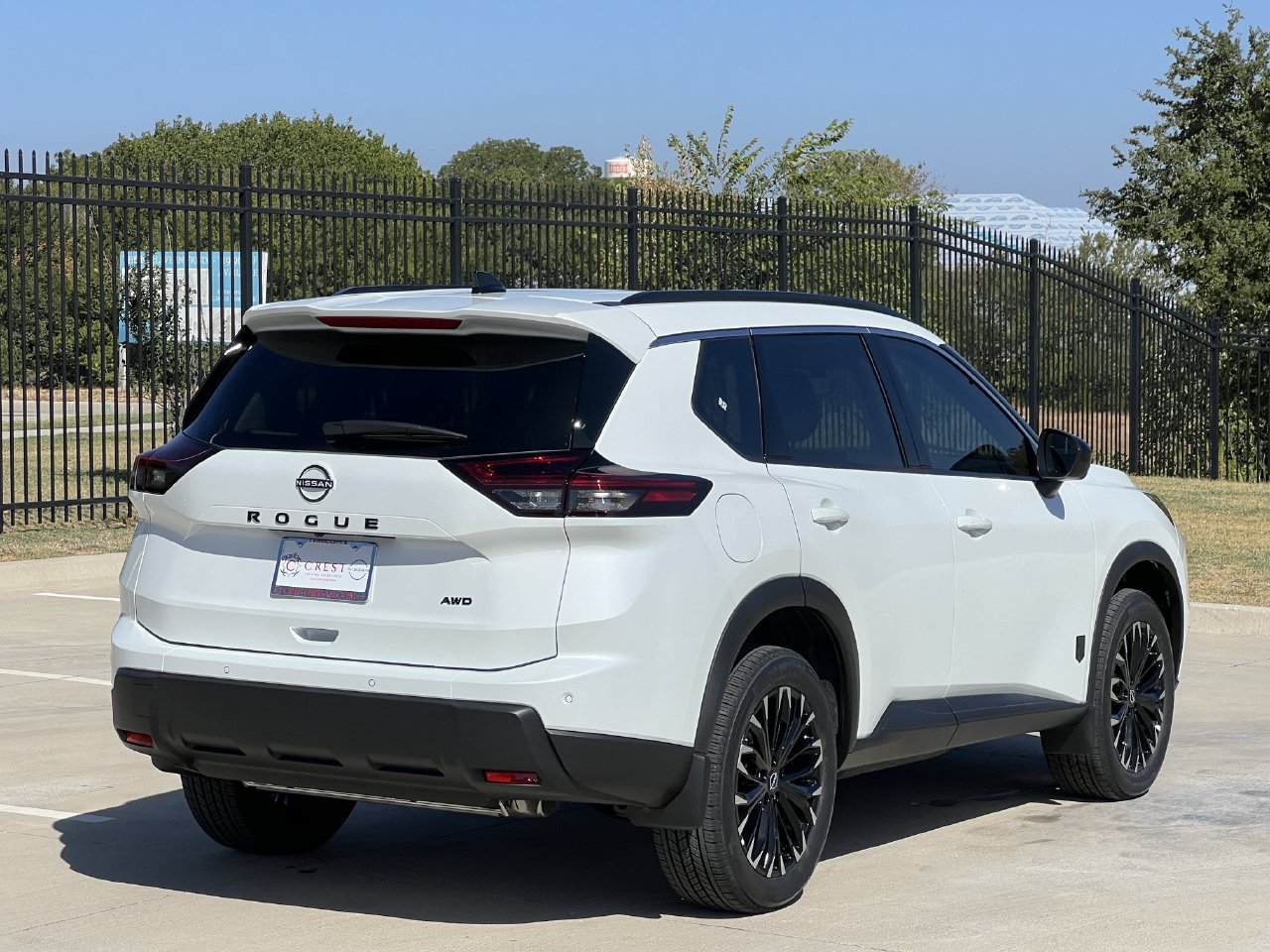 New 2026 Nissan Rogue Dark Armor AWD/4WD image 4