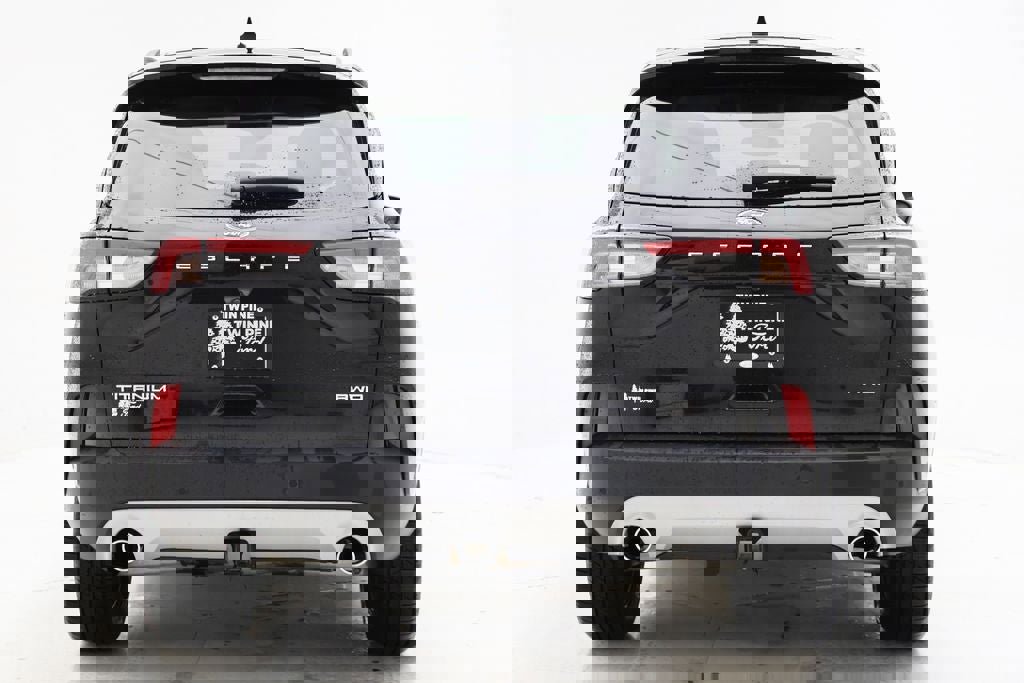 Used 2022 Ford Escape Titanium w/ Titanium Elite Package image 7