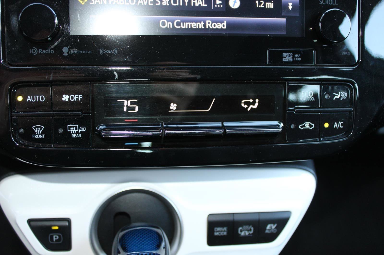 Used 2018 Toyota Prius Prime Plus image 21