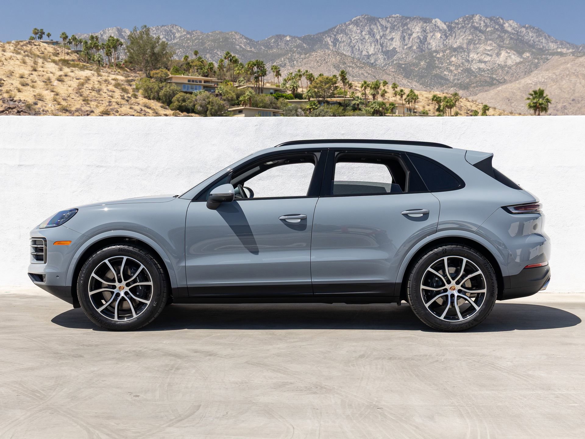 New 2026 Porsche Cayenne image 2