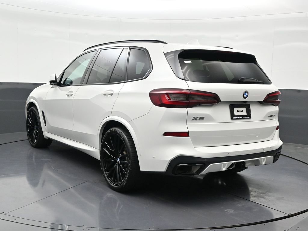 Used 2023 BMW X5 sDrive40i w/ Executive Package image 3