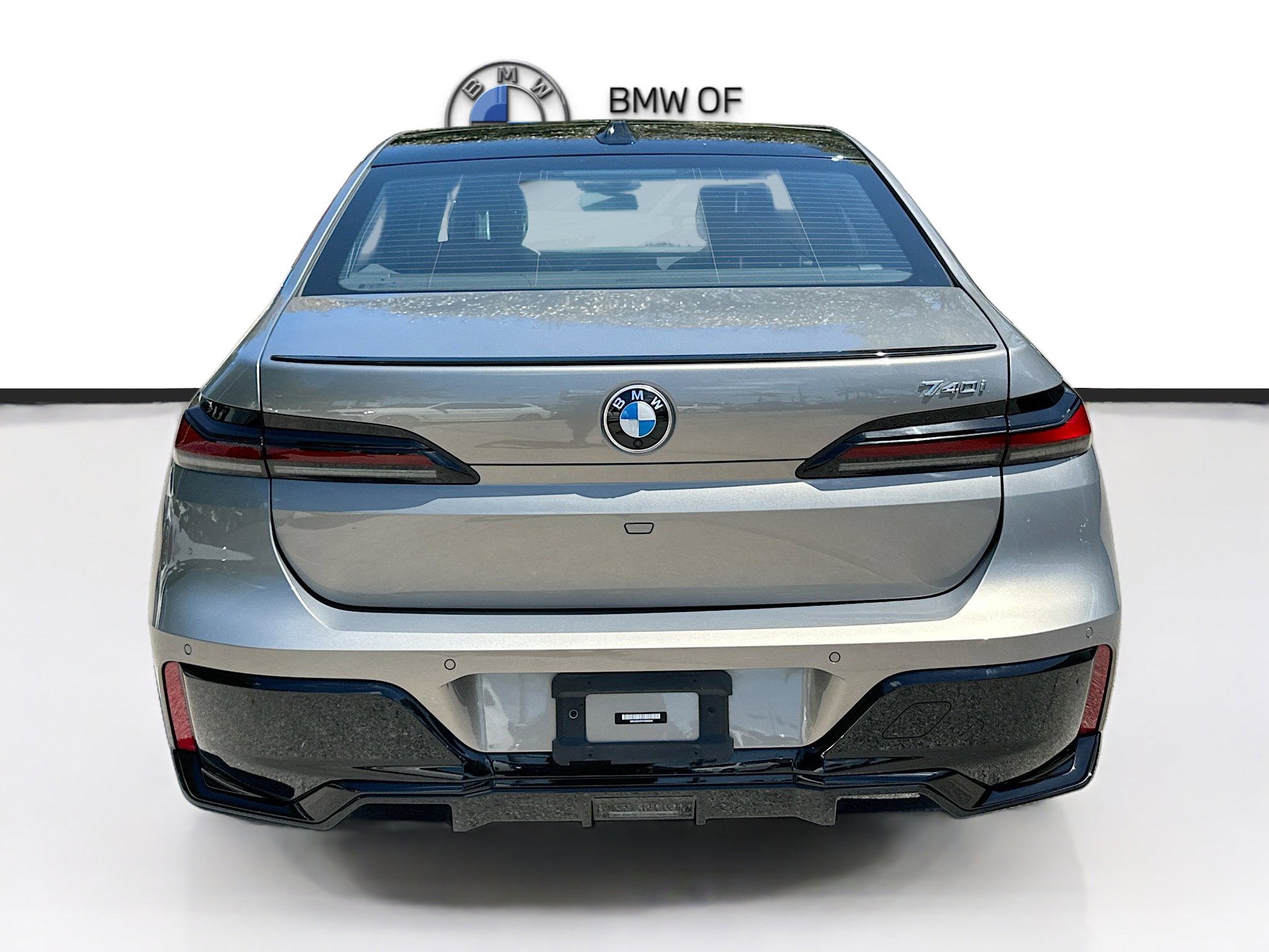 Certified 2023 BMW 740i image 6