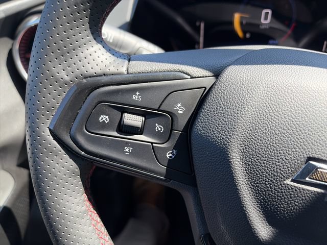 Used 2026 Chevrolet Trax RS w/ Sunroof Package FWD image 18