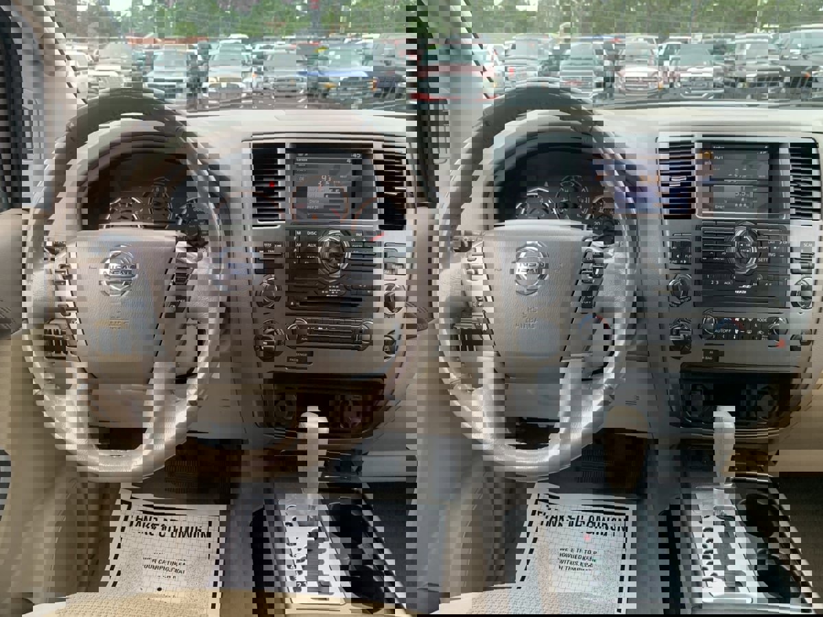 Used 2015 Nissan Armada SV image 14