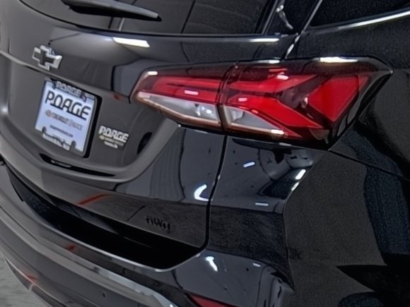 Used 2023 Chevrolet Equinox Premier AWD/4WD image 13