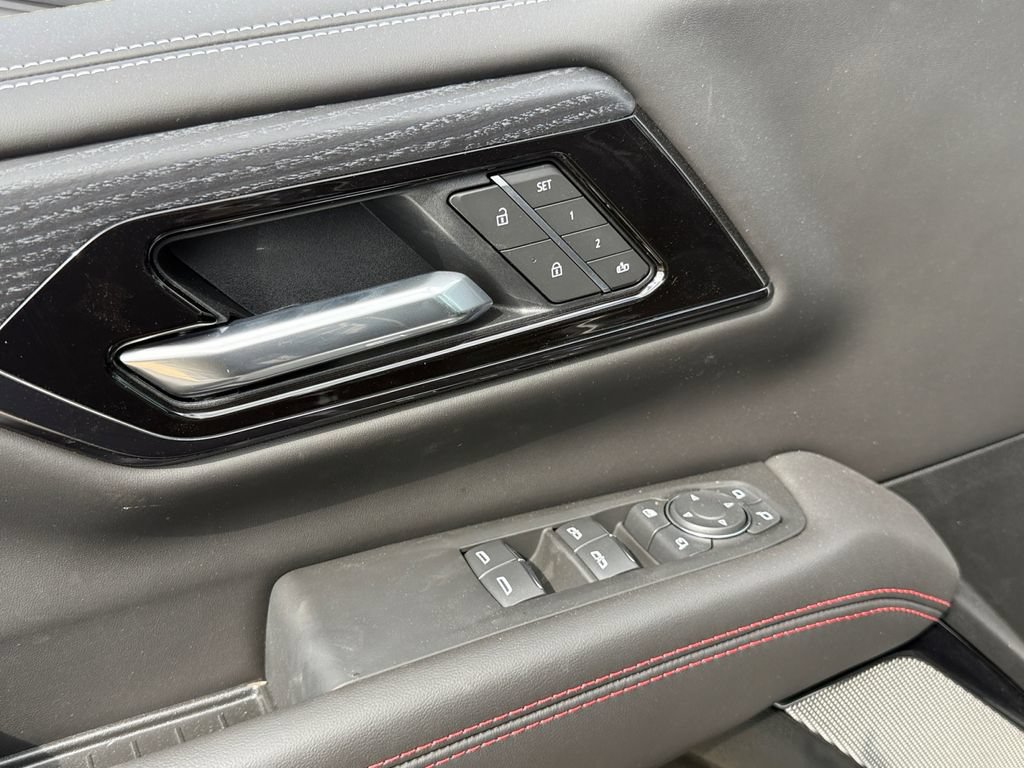 New 2026 GMC Yukon AT4 Ultimate AWD/4WD image 21