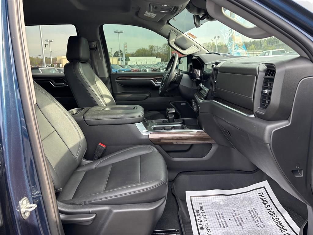 Used 2022 Chevrolet Silverado 1500 LT Trail Boss w/ Convenience Package II image 14